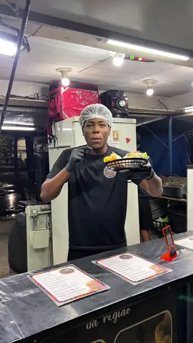 UM DIA SENDO EP 6 - HAMBURGUERIA 