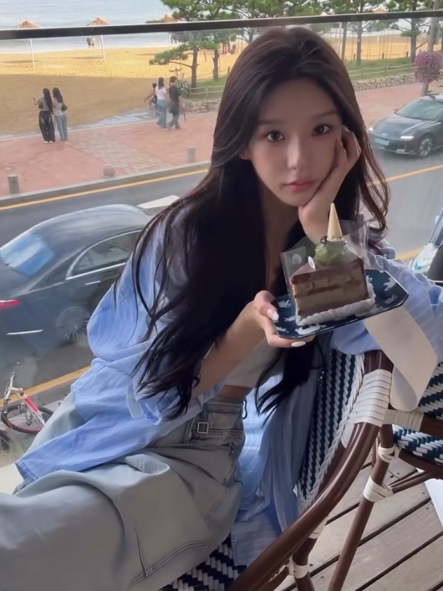 pov: abis holiday with dami😘😋🐰 miss bngt sma dia guee😭 #soodam #soodamlee #leesoodam #lockey #fyppppppppppppppppppppppp 