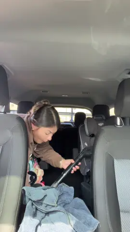 Cars washed, and filled up ready to go! Praying for safe travels, and we’ll see you all on the road! 🖤❤️ @H-E-B #sportsmom #cheermom #cheercompetition #roadtrip #fypシ 