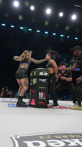 THESE TWO WENT AT IT 👋  Tune into $VET #PowerSlap16 LIVE NOW on YouTube @Visit Abu Dhabi  | #InAbuDhabi 