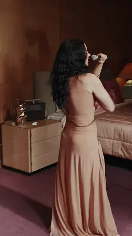 #DemiLovato 's new album 'It's Not That Deep' is officially here 🩷