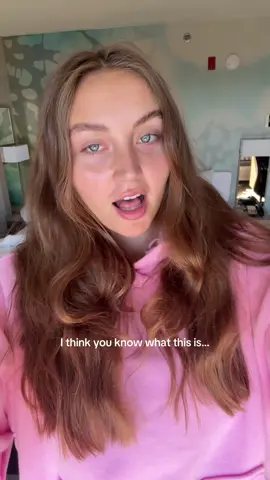 One more moment for my Tate McRae outfit Still not over her performance #misspossessivetour #tatemcraeconcert 