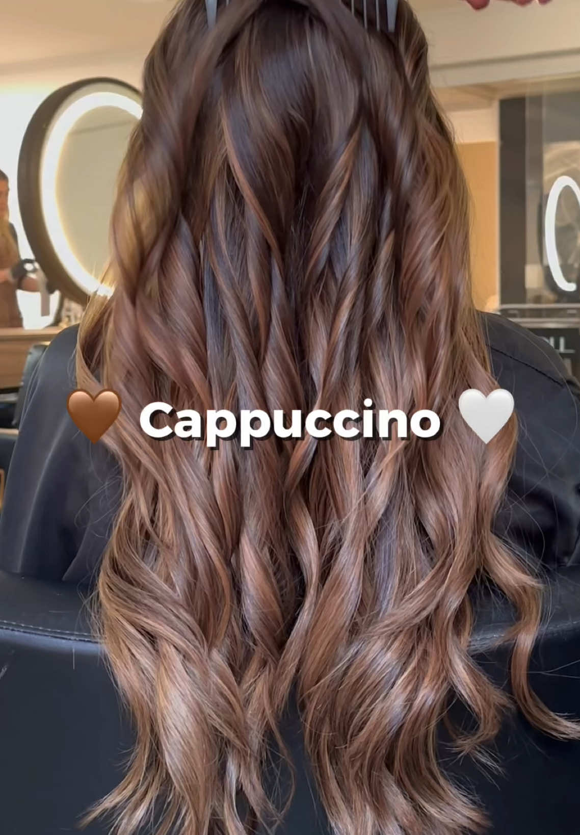 De 0 a 10 que nota esse cabelo merece? 👀🤎 #mechas #balayage #cabeloslongos #castanhoiluminado #creatorsearchinsights  