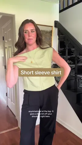 Cutest work top with a unique style #workoutfit #worktop #shortsleeve #casualstyle #versatilestyle 