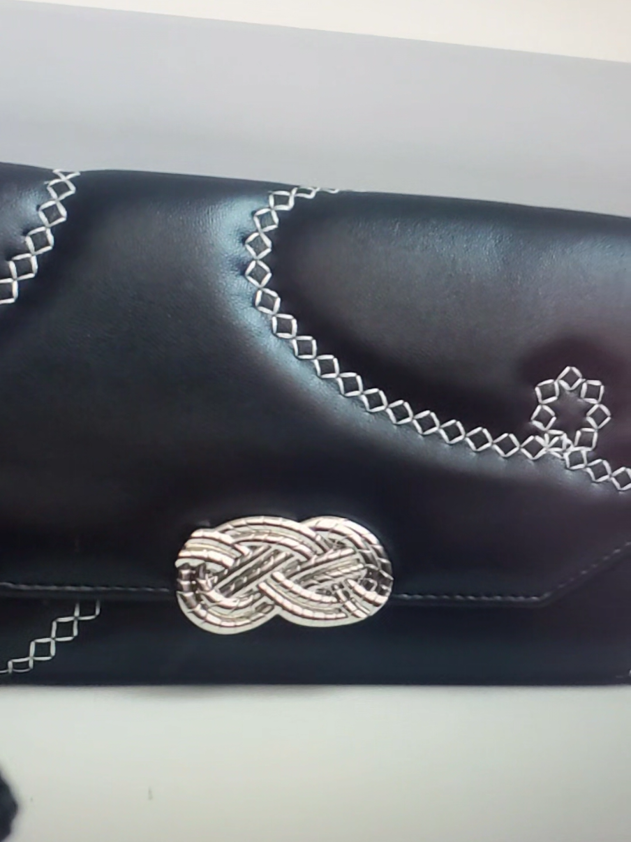 HUGE sale right now! clearing out space in my studio so all wallets and purses are on sale 60% off, once they're gone they're gone as I will not be making more of these (they just take up way too much room, I want to focus on smaller products) grab yours while you can! #artist #artistsoftiktok #artistoftiktok 