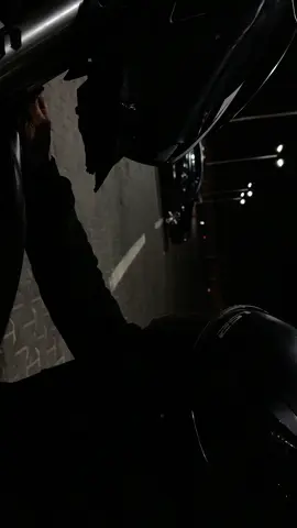 Best eye contact 😍 #fyp #viral #biker #أجمد_L250_فى_مصر #طرق_مصر_بقت_عالمية🇪🇬  