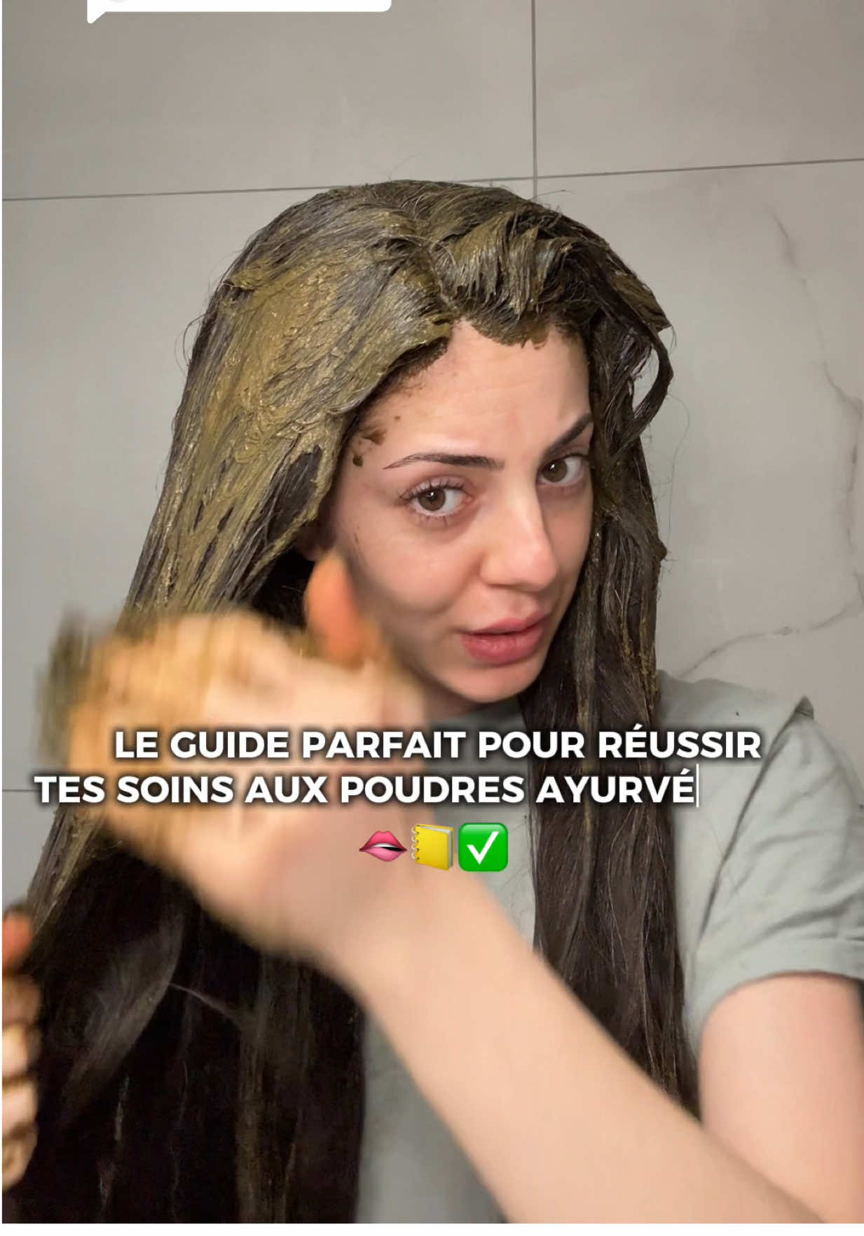 Réponse à @H🦉🇩🇿🇫🇷  Peut-être que ce n’est pas agréable, mais si on les fait bien + on est régulière, les résultats sont bien présents 🫦 #pourtoi#massecapillaire#soincheveux#cheveuxepais#poudresayurvediques