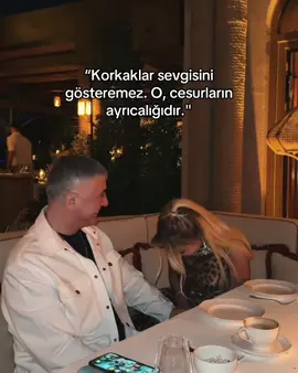 AŞK diyincide siz💘🤍🧿  @REİS SEDAT PEKER  #sedatpekerr #özgepeker #fyp #family #aslanıneşideaslandır 