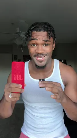 Level up your gameday with the JBL Grip 🔊#JBLPartner @JBL Audio 