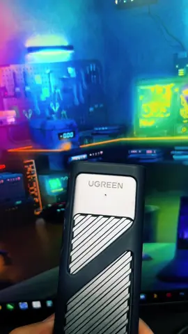 SSD M.2 portable, la mejor opción para transferir rápido tus archivos.  @UGREEN.US #ssd #almacenamiento #movies #peliculas #pcgaming 