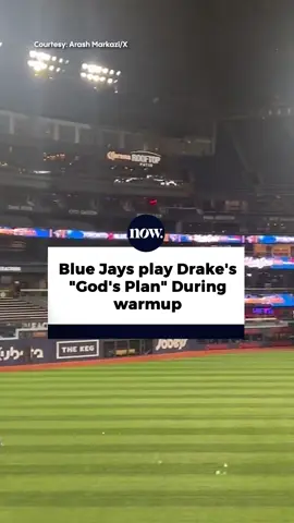 The Blue Jays turned up to Drake’s “God’s Plan” ahead of Game 1 of the World Series 🎶 Is this the perfect hype track? #WordlSeries #BlueJays #WANTITALL #Drake