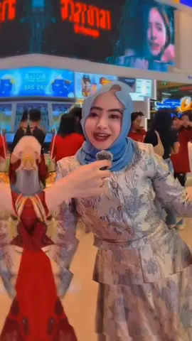 Harem leup propo ney, bang bang mun hasem biroy 🕺🏻💃🏻 @evee.yuu  #roblox #gununganj 