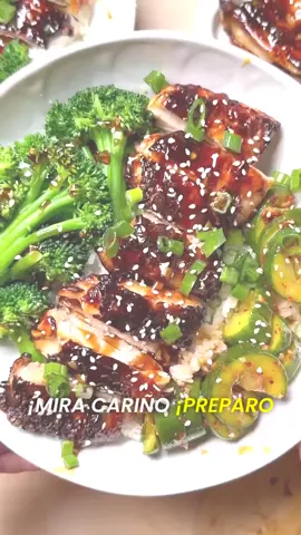 Recién llegado a su puesto, Antonio Sanz se va a los toros dejando a mujeres con cáncer de mama y sin saberlo.  #cancerdemama #andalucia #sanidadpublica #morenobonilla #diamundialcontraelcancerdemama 