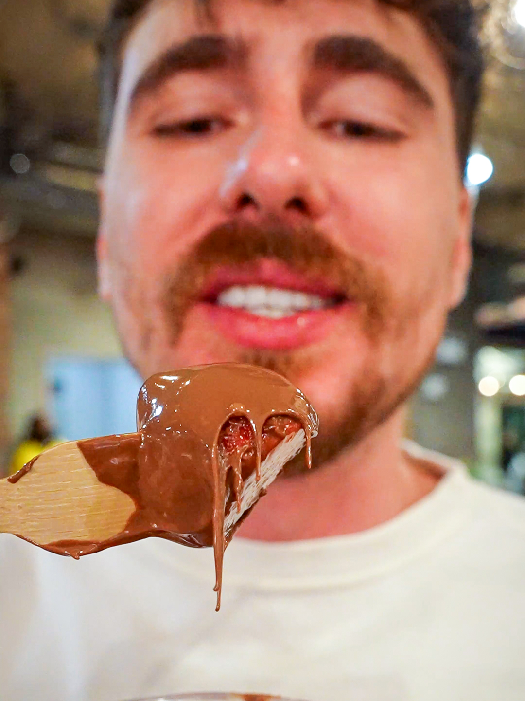 Não tem lugar melhor no mundo do que os MERCADÃO das cidades! 📌 75 9th Ave, New York, New York 10011 #comida #review #newyork