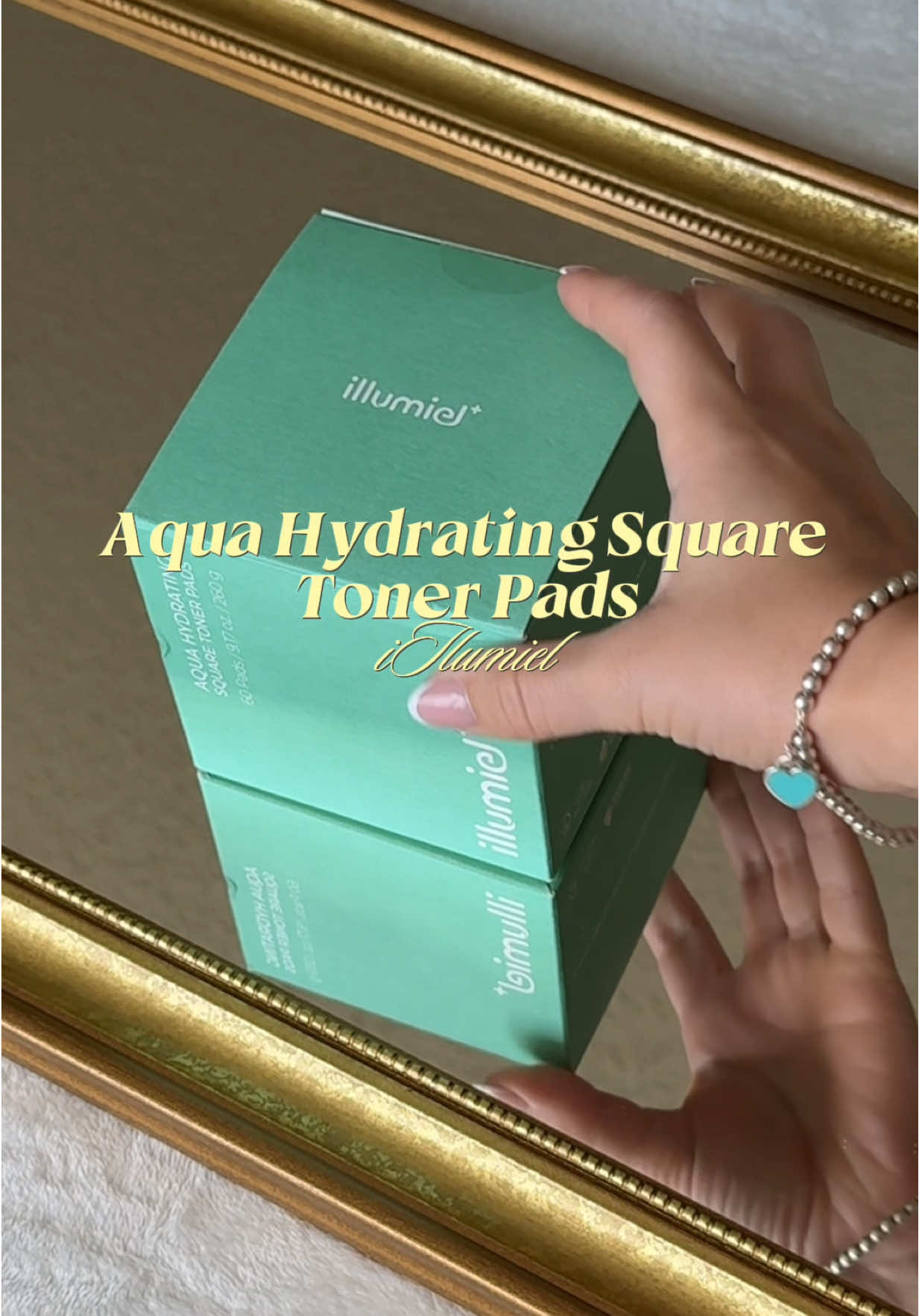 🩵 Okay, skincare lovers — you need to try these!                                          The Aqua Hydrating Square Toner @illumiel_official Pads. Infused with Xylitylglucoside and Kakadu Plum Extract, they make your skin glow, smooth, and feel super soft.  #skincare #dryskin #kbeauty #tonerpad #aquasquarepad 