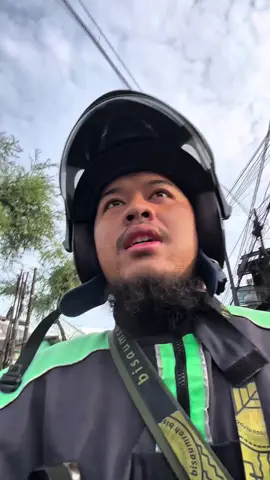 mantap ini abang GRAB nya filing nya bagus banget. #fyppppppppppppppppppppppp #fyp #ojol #grab #indonesia🇮🇩 