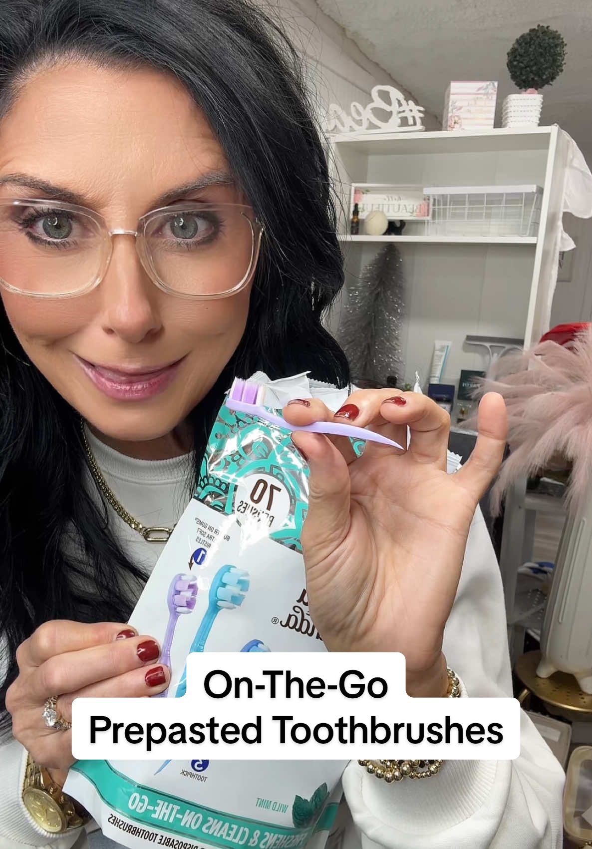 GuruNanda ready to go travel mini toothbrushes and picks!! Prepasted and an easy on the go option. @GuruNanda LLC #gurunanda #badbreath #tiktokshopblackfriday #tktokshopcybermonday #onthegotoothbrush 