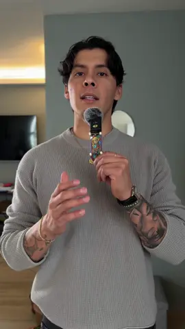 Comenta tu año de nacimiento si estás en este rango 👇Escribe 33 para el Manual de 33 Días de Manifestación diseñado específicamente para la generación que está reinventando TODO.No están rotos. Están evolucionando.Y eso es exactamente lo que el mundo necesita. 🧠🔥⚡#generacion #19952005 #millennials #genz #perdidos         