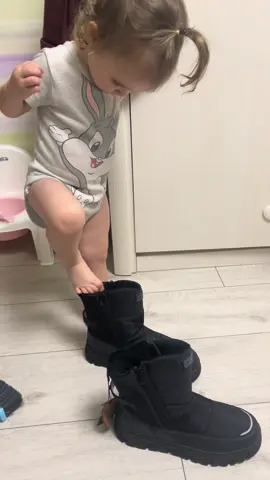 #детиприколы #обувь #🤣 