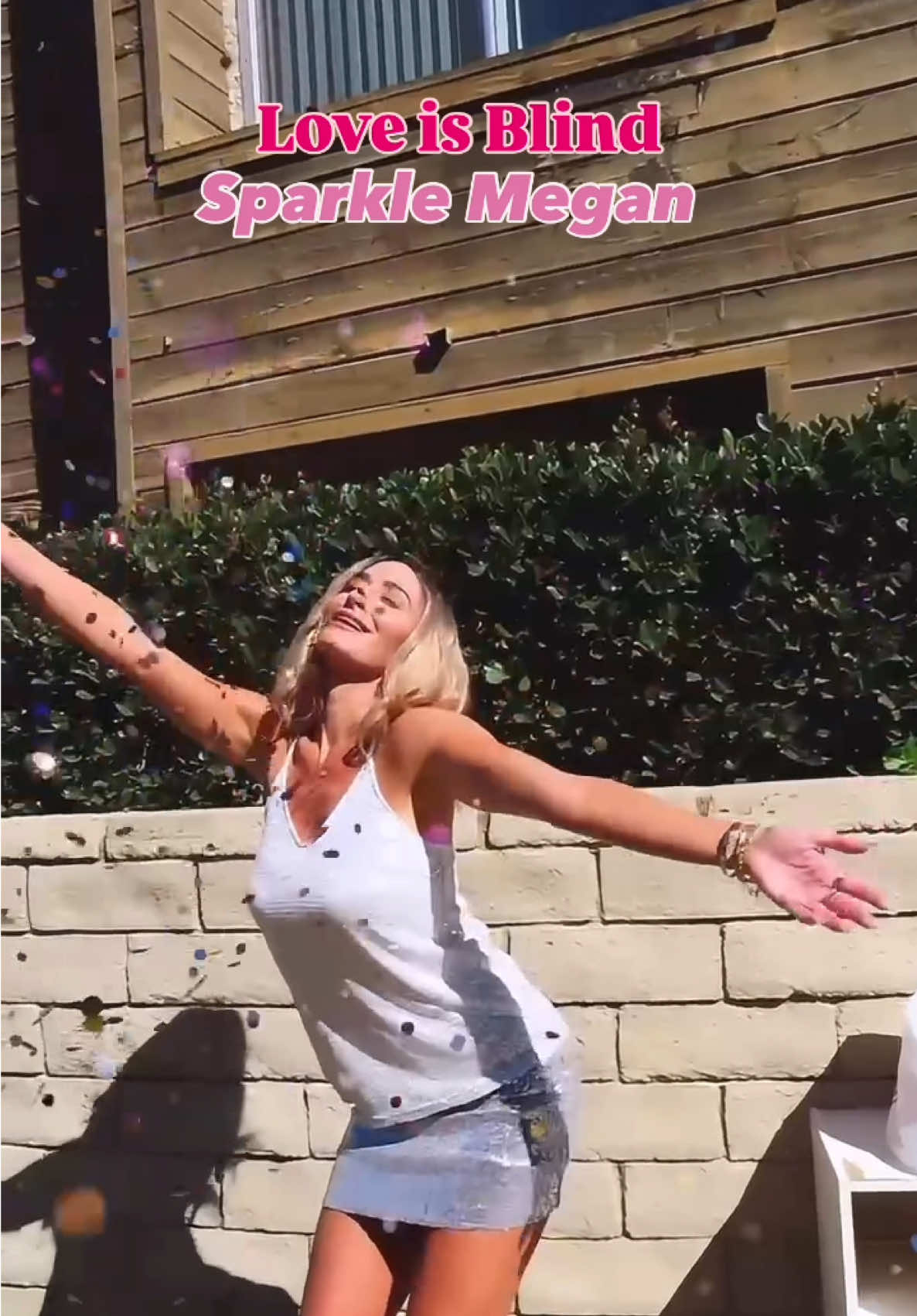 Love is blind, but it should sparkle ✨ #loveisblind #loveisblindnetflix #sparklemegan #netflix #comedy 