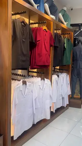 سكرابات طبية خامة ليگرا يوجد بجميع انواعة يناسب الدوام الطويل بدون الاحساس بالتعب،  متوفر بجميع الالوان والقياسات🦋🤍 #سكرابات_طبية #سكربات_طبي #fyp #الشعب_الصيني_ماله_حل😂😂 #لايك 