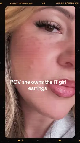 And if she doesn’t own them then she needs them 🤌🏻😌 #tiktokshop #earrings #tiktokshopfinds #fyp