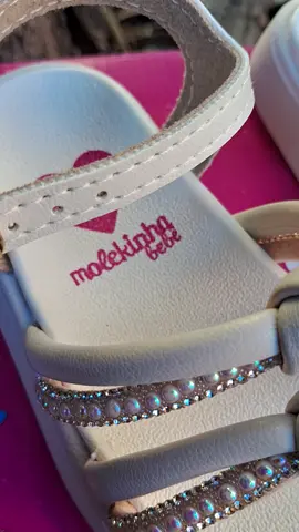 #molekinhabebe Apaixonadaaaa! quem aguenta essa fofura!💖🥰✨️ 📍 Rua Rafael de Barros, n315. Centro  📞 (19) 99661-4008 🚛 Enviamos para todo o Brasil 🇧🇷 https://www.hqzcalcados.com.br #novidadesnaloja #Hqzcalcadosunidade3   #havaianas 