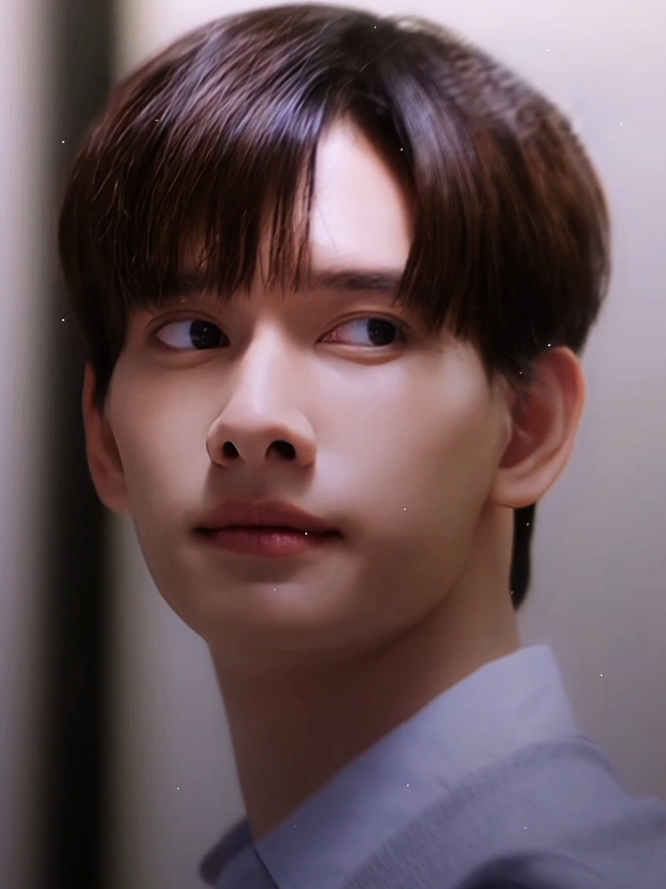 slowly falling for him  scp & ac: mine #foryoupage #meandwho #bigpark #thaiblseries #โปตัวปลอม 