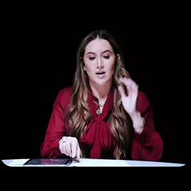 Women make more money when they wear makeup! - #psychology #humannature #psychologyfacts #manipulation 