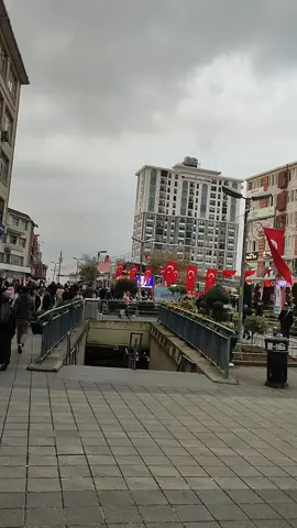 ESENLER DÖRT YOL MEYDANDA  DÖRT YOL AVM