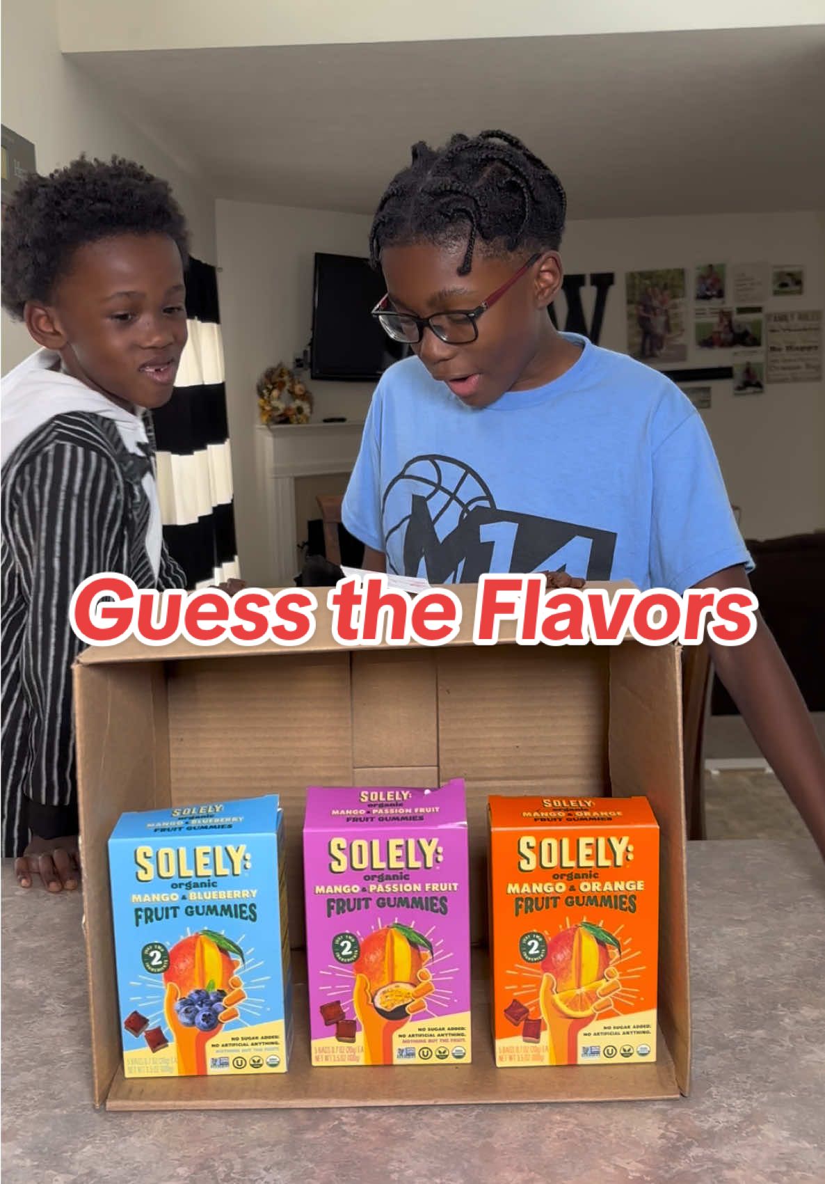 Thank you @Solely: Organic Fruit Snacks for these yummy, fun, clean, craveable fruit gummies….🍊🍋🍓 #GuessingGame #TasteTest #FamilyGames #GameNight #Siblings #FamilyFun #Challenge #GameTime #TheWalkersWorld 🌎