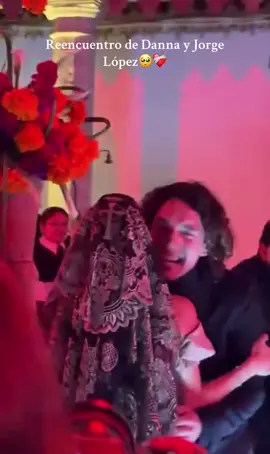 Reencuentro de Danna y Jorge López🥺❤️‍🩹 #danna #jorgelopez #elite #amanecer #fyp 