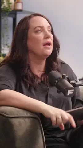 A revolving mortgage as a savings account? It can be a money hack, or it can be a money trap… here’s what makes the difference. #PersonalFinance #MortgageTips #savingsHack #revolvingmortgage