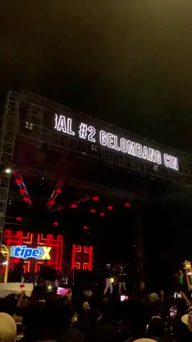 gak ada yang lebih enak dari pada suara terompet intro tipe-X 🎷🎷🕺🕺#Tegal#gelombangcintafesttegal #xfriends #ska #tipex 