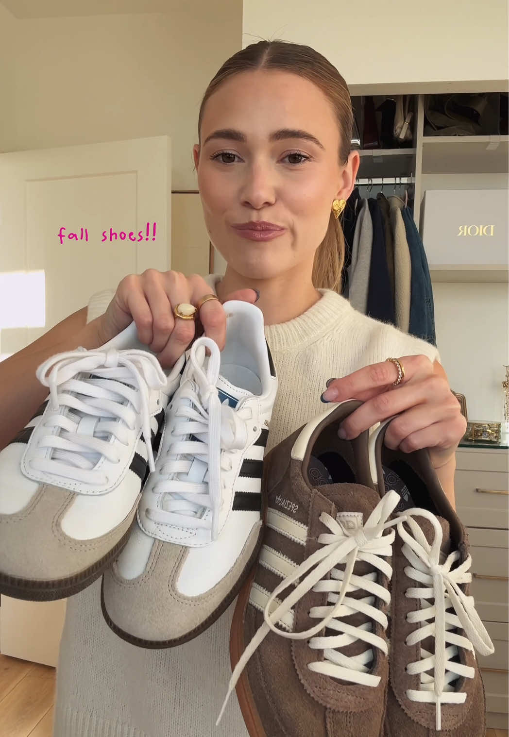 fall shoe faves!! #fallshoes #shoestyle #shoestyle #fallboots #outfitinspo @Hunter Boots @UGG® @adidas @Aritzia @Dolce Vita Footwear @Everlane 