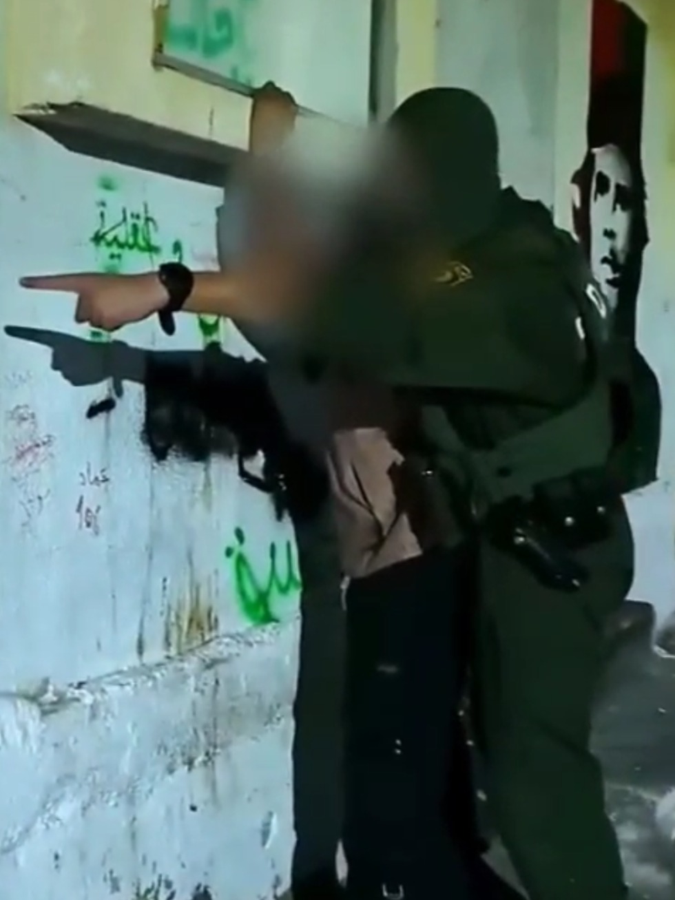 مباشرة في تطبيق القانون الجديد  #الدرك_الوطني_الجزائري #DSI #BSI 