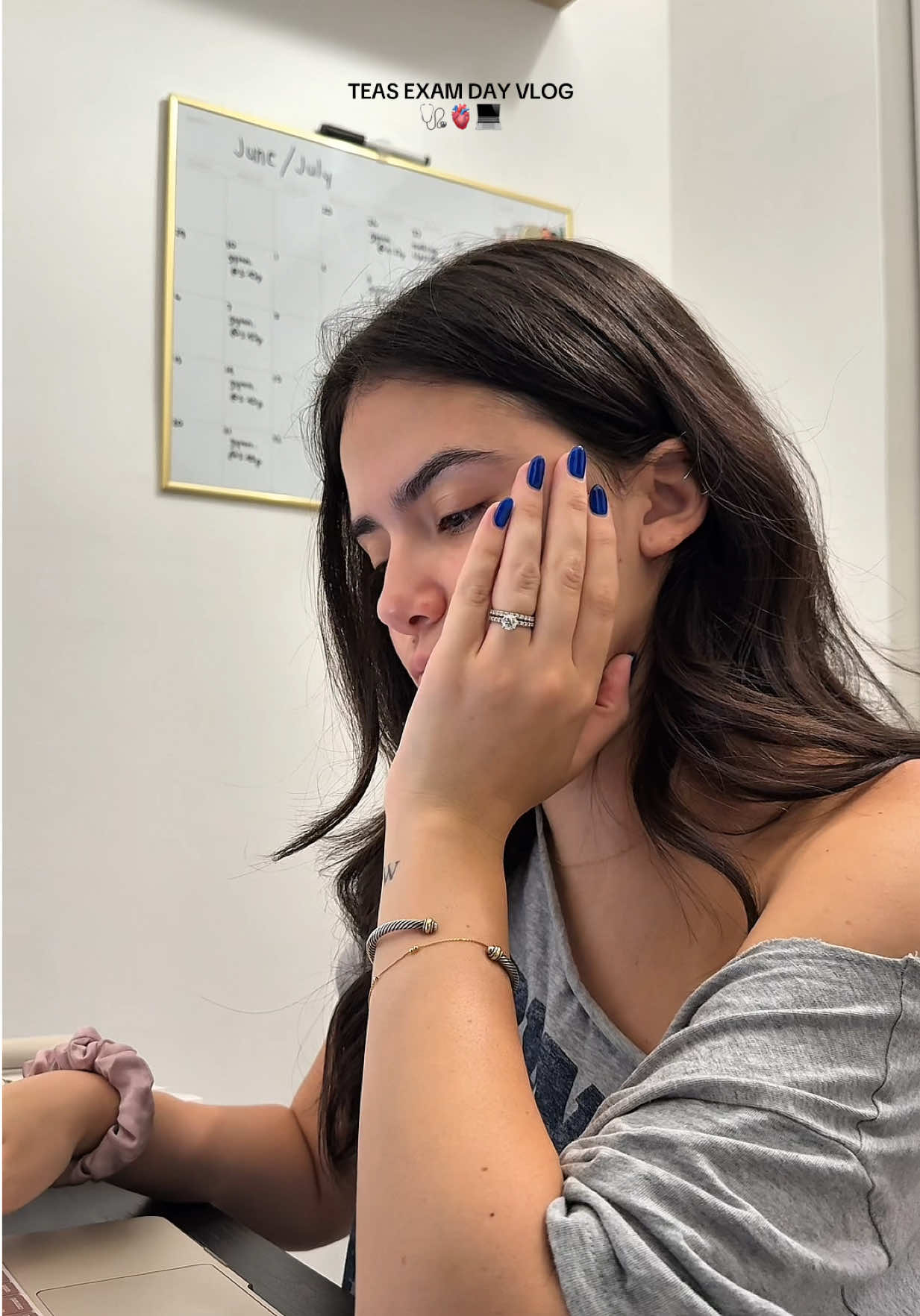 she’s back + she’s officially a nursing student 🥳 (this was filmed all the way back in july) #teasexam #nursingstudent #examday #entranceexam #fyp 