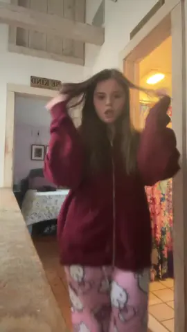 @Kenzi Richardson i love u sm i’m sorry if I did the dance wrong I was rushed cause I have hockey lol 