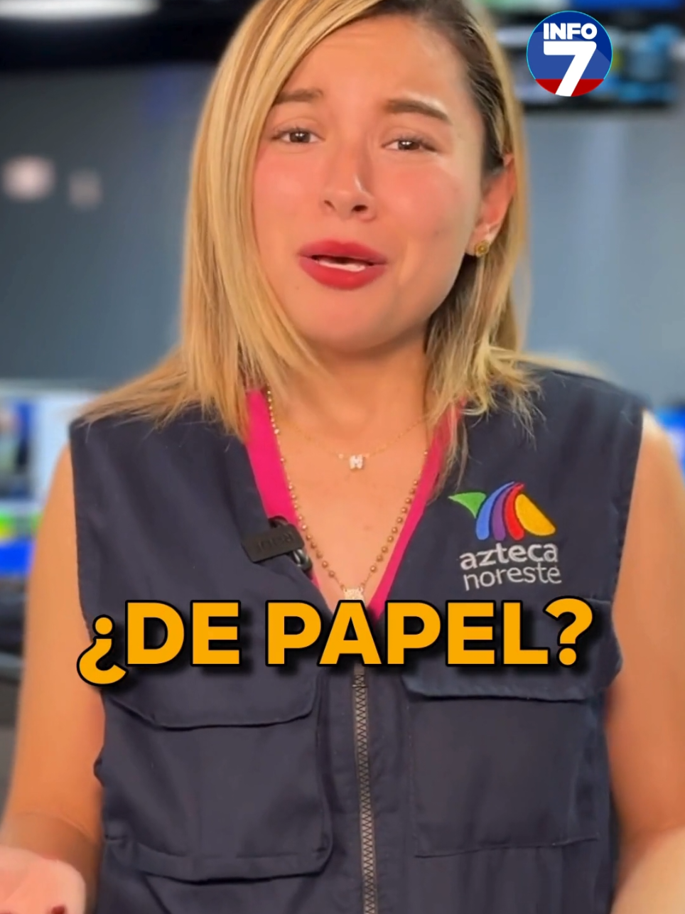 🚫En el Centro de Monterrey se venden supuestas tortas de milanesa que en realidad estarían hechas con papel kraft, un material no apto para el consumo. INFO7 comprobó que estos puestos ofrecen el producto por unos $30 pesos, y el caso se ha viralizado en redes, hoy te informamos acerca de como las preparan e información de un experto #INFO7 #Monterrey #Salud #NuevoLeón #MilanesasDePapel