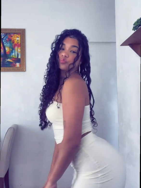 Nós tá vivendo 🎶🎵😋           #dancandofunk #dancinhatiktok #funktiktok #fyp #viral 