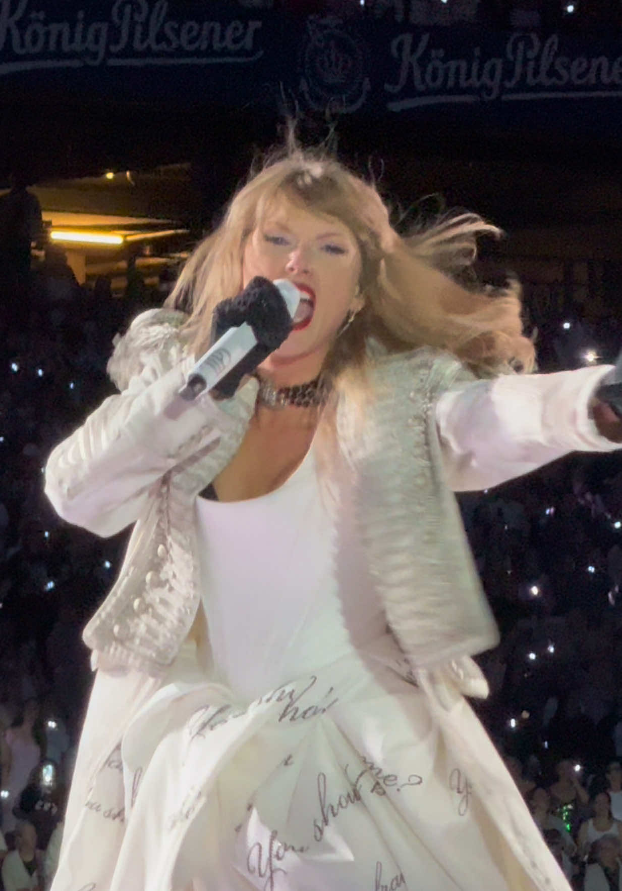 The Smallest Man Who Ever Lived @Taylor Swift ‘s Record Breaking Eras Tour Volksparkstadion | Hamburg, Germany Night 2 #taylorswift #swifttok #erastour #swiftie #ttpd