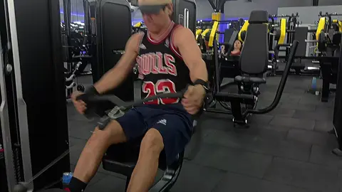 #espaldaworkout #ecuador #gym #fitnessmotivation #machala  Aquí en el mejor gym de Machala ! 🔥