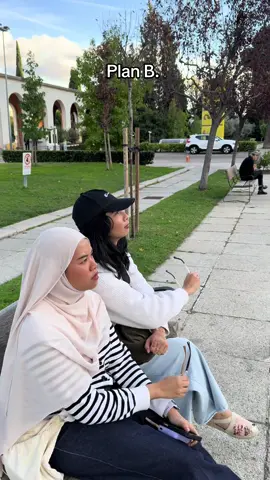 we don’t even watch money heist 💀  @aes.nf @Nur Nabilah  #moneyheist #madrid #lacasadelpapel #royalspanishmint #louvre 