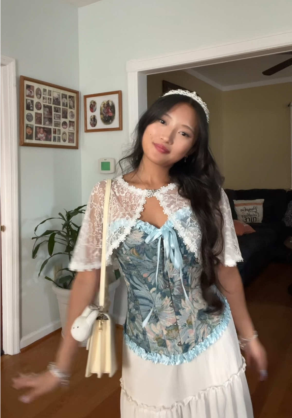 My Laufey concert outfit!!! #laufey #philly #fyp #concertoutfit #outfitinspo @laufey @laufeyland 