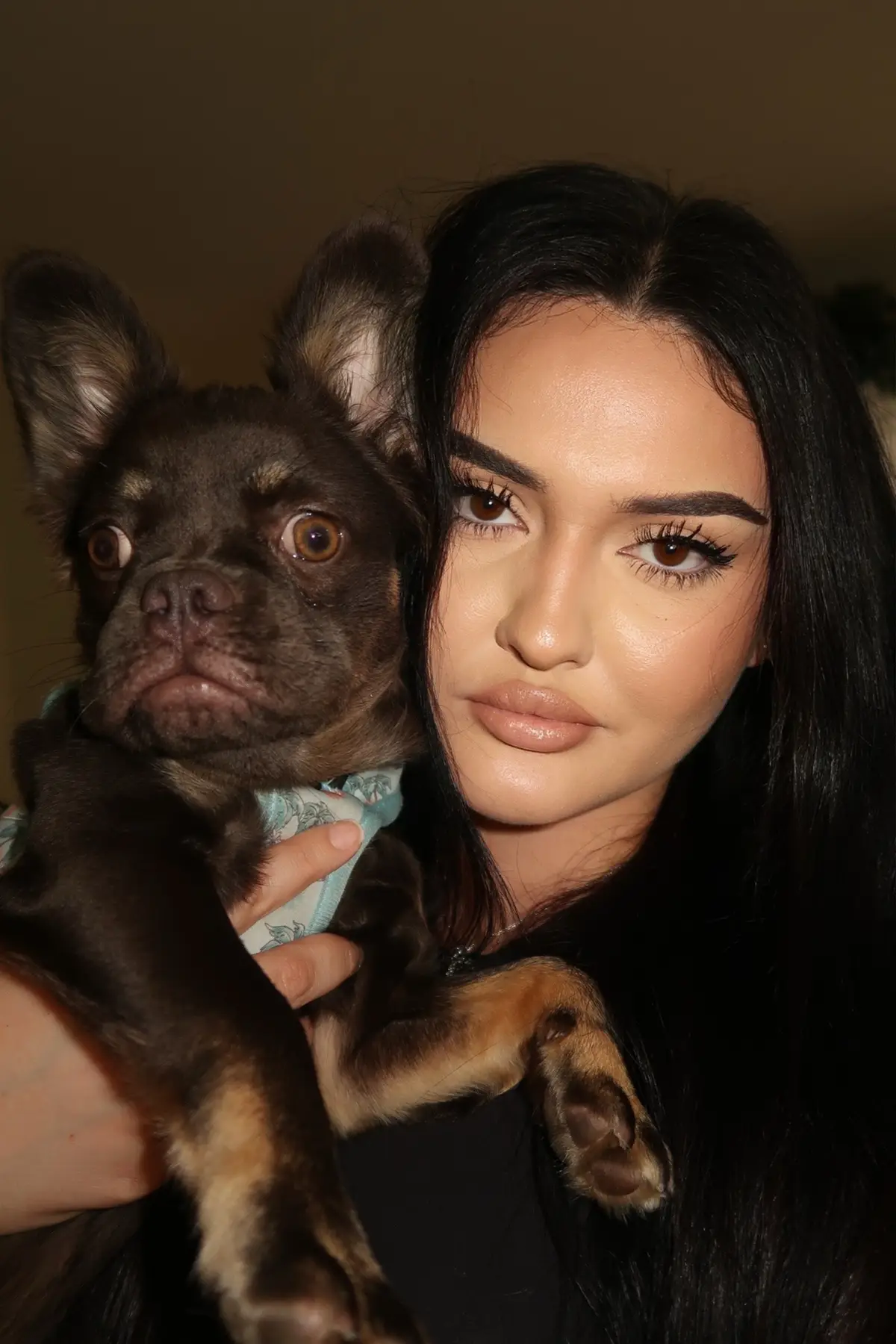 #lexivrodriguez #parisredeemer #fluffyfrenchie #kingkylie #dogmom 