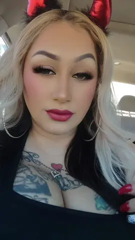 If you ain't my b*tch you just a b*tch in the God damn way !!!! #Unbreakable💎baddies #Xojennluvv #Unbreakableloyalty💎🔥 