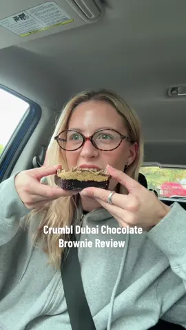 11/10 HIGHLY recommend tbh!! @Crumbl #dubaichocolate #crumbl #dubaibrownies #crumblcookies #dessert 