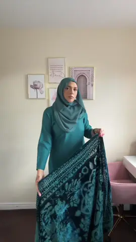 When the duppatta is the whole outfit !  In loveeee with this simple yet elegant 3 piece kameez set 🩵🩵🩵🩵🩵 . . . . #tiktokmademebuyit #dealdrop #blackfridaysteals #kameez #pakistanifashion @Hira Textiles®️ 