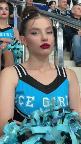 #ice #группаподдержки #hockeytiktoks #динамоминск #icegirls 