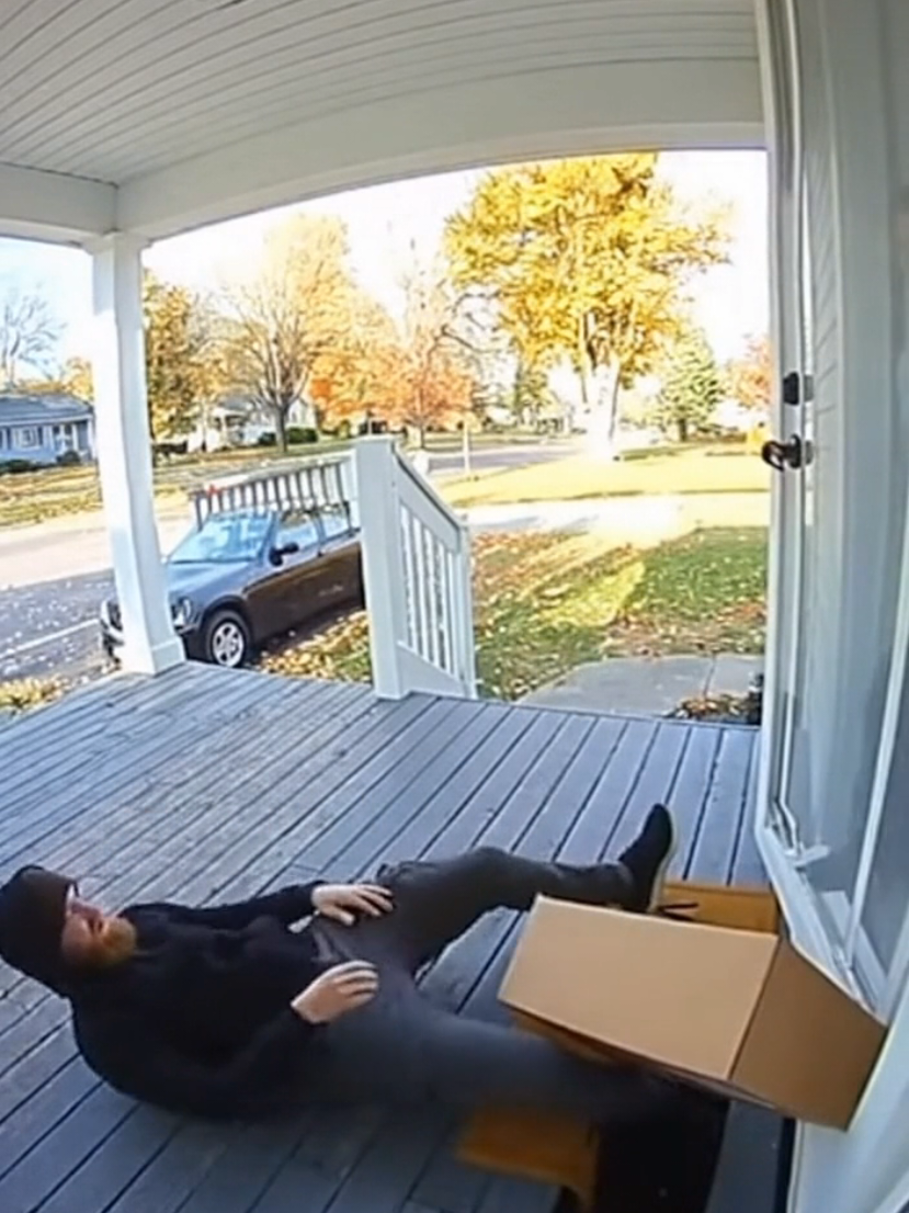 Porch pirates busted!! #funny #fypシ #creatorsearchinsights2025 #ai #subscribe 